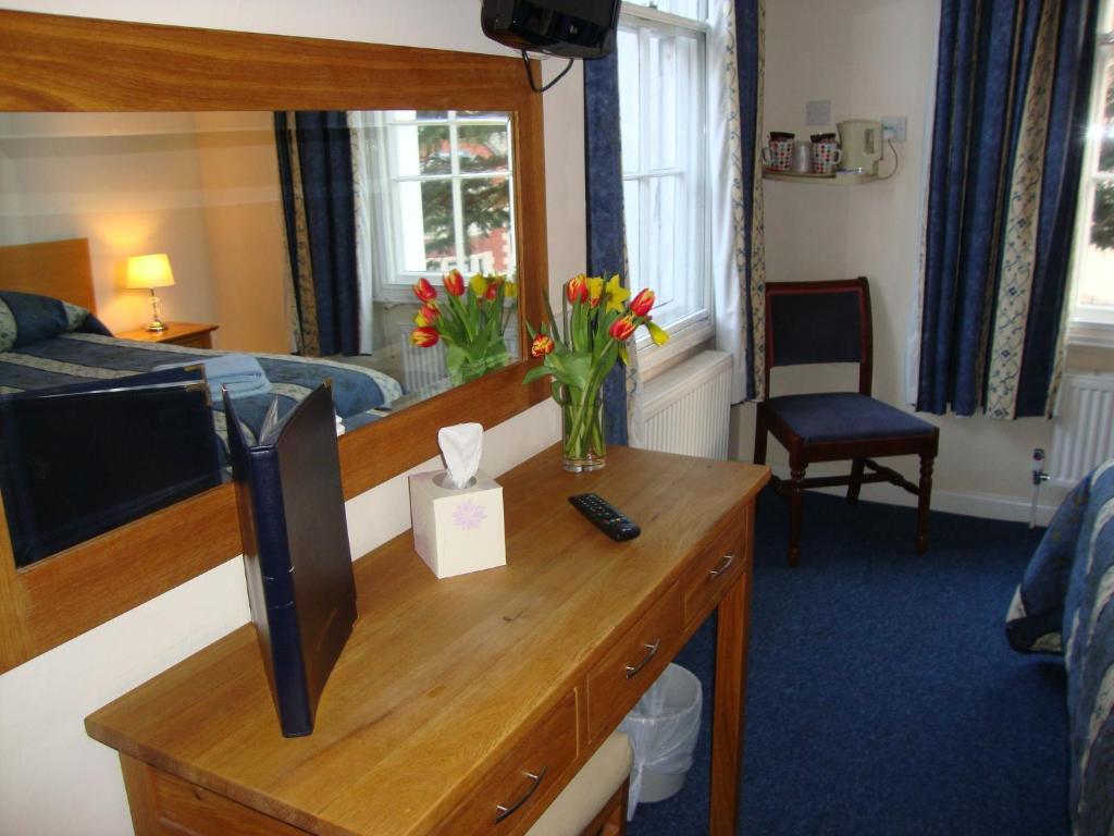 Clock Tower Hotel Exeter Dış mekan fotoğraf